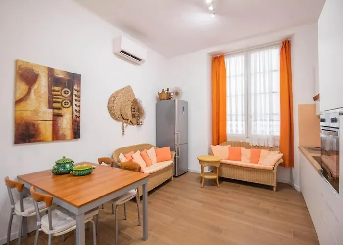 Orange - Center